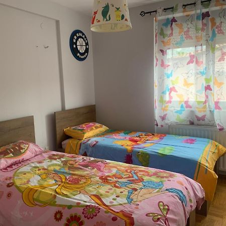 Cozy City Center Apartment Prizren Esterno foto