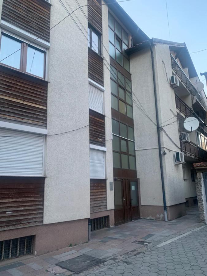 Cozy City Center Apartment Prizren Esterno foto